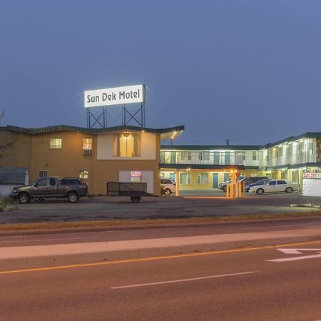 Sun-Dek Motel Medicine Hat Εξωτερικό φωτογραφία