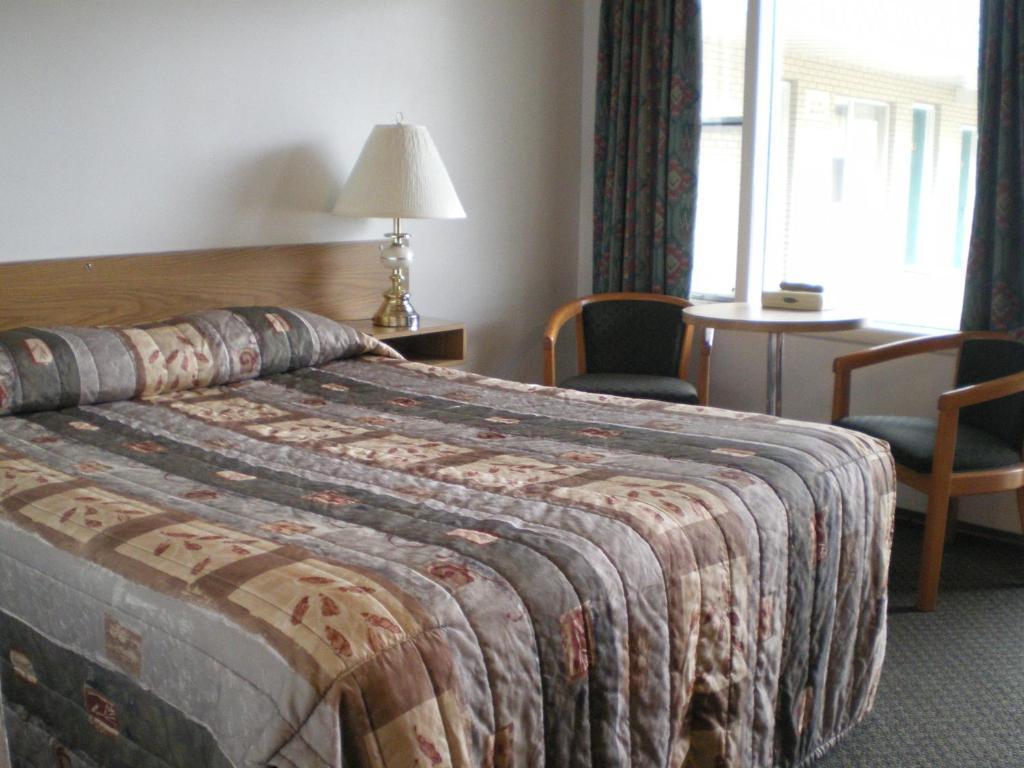 Sun-Dek Motel Medicine Hat Εξωτερικό φωτογραφία