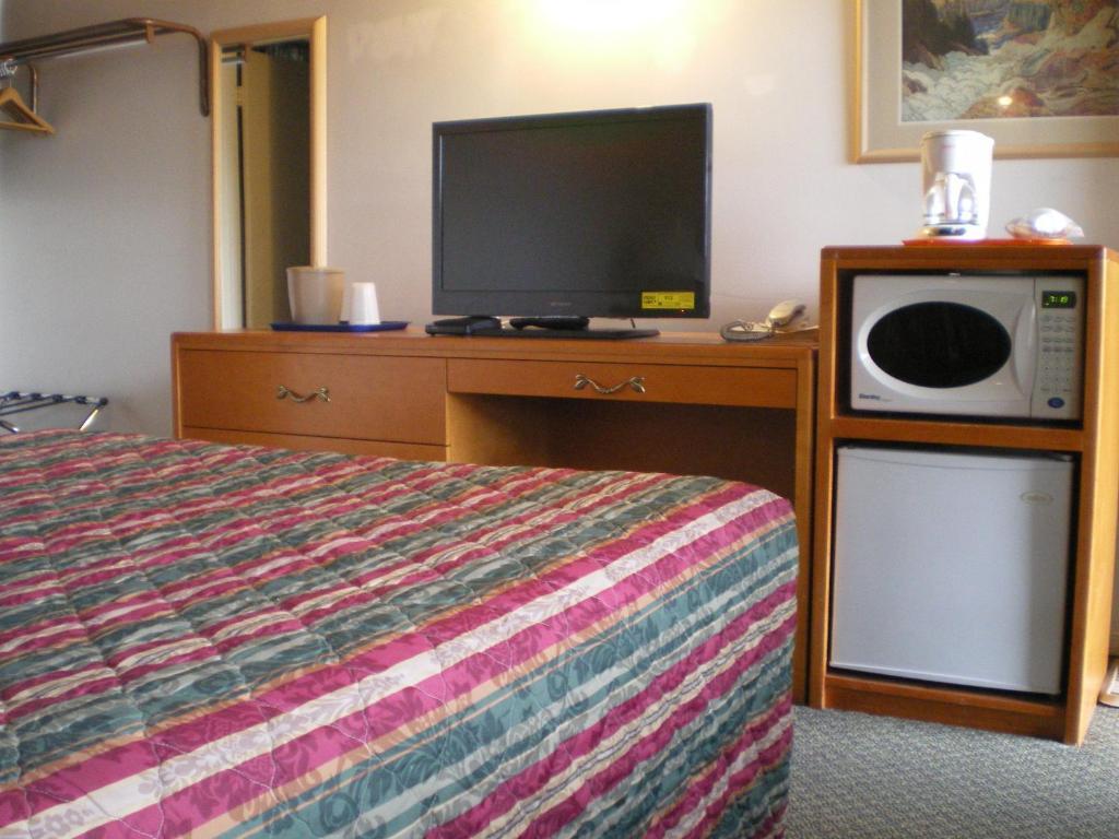 Sun-Dek Motel Medicine Hat Εξωτερικό φωτογραφία
