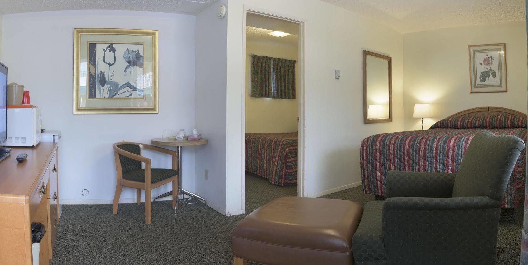 Sun-Dek Motel Medicine Hat Εξωτερικό φωτογραφία