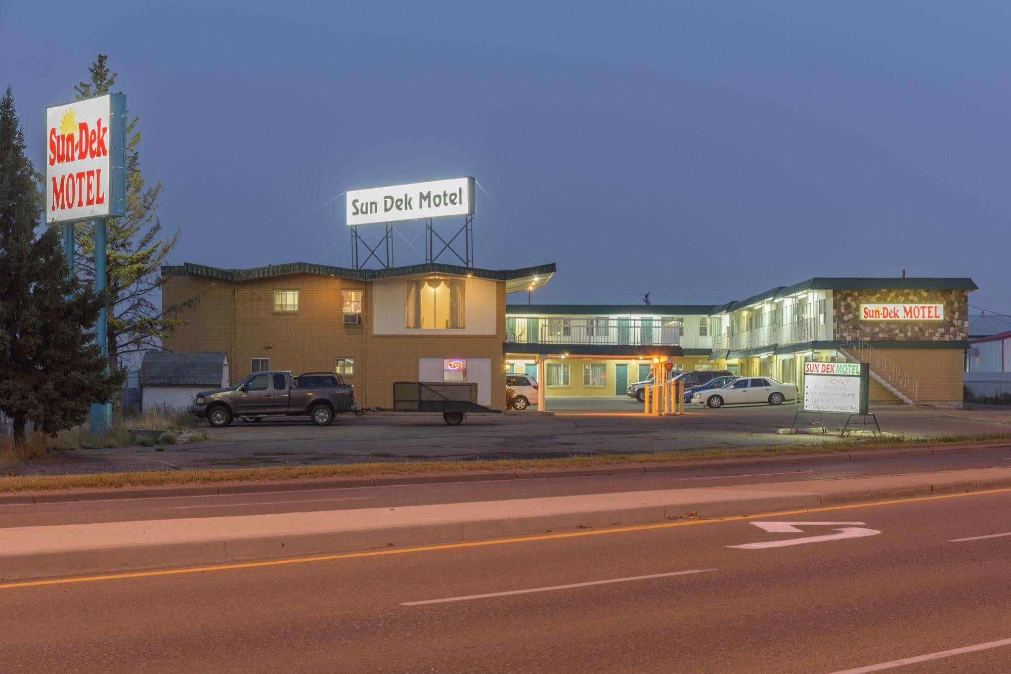 Sun-Dek Motel Medicine Hat Εξωτερικό φωτογραφία